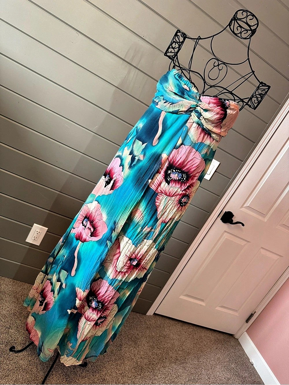 Xhilaration strapless Floral Maxi Dress in Teal,Blue & Pink Size Medium